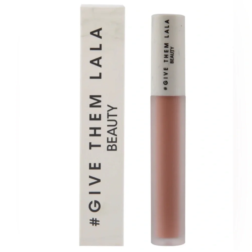 Give them Lala cushion cream lipstick